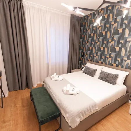 Carlo Apartment *